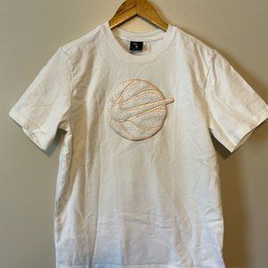 Mens Nike Chenille Basketball Logo Tee Medium
